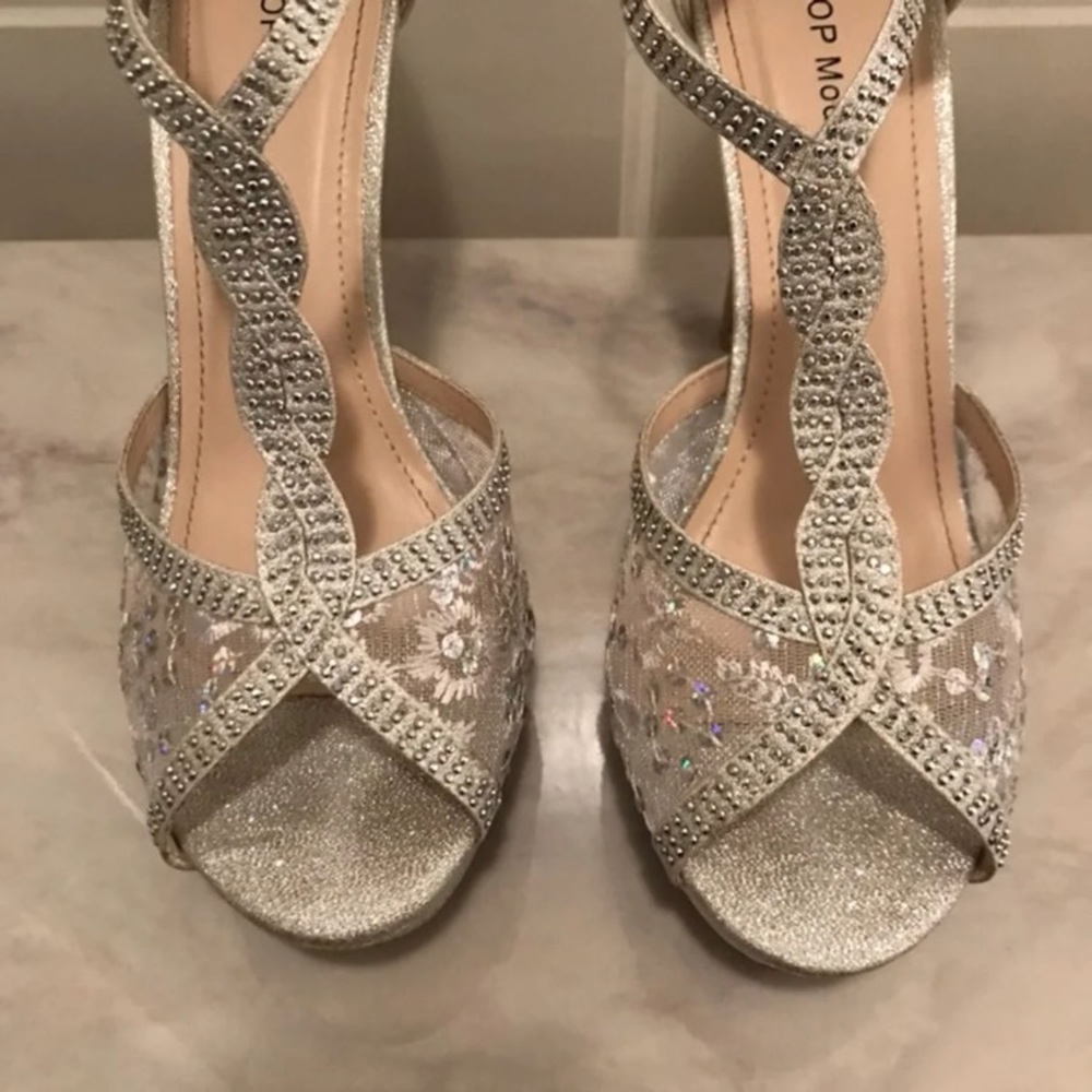 Platform sandals - Picture 4 of 4